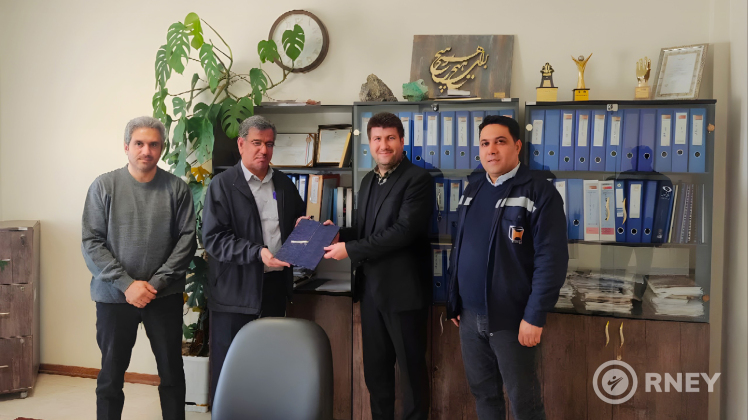 اعطای حکم عضویت دکتر احسان دهنو خلجی در شورای راهبردی