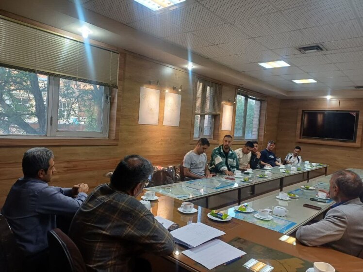 نشست هم‌اندیشی مربیان باشگاه‌های رزمی آقایان در نیشابور